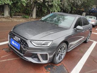 奥迪A4L 40TFSI 2.0T 自动 时尚动感型 