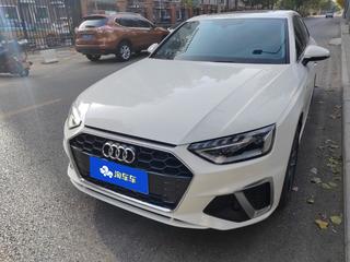 奥迪A4L 40TFSI 2.0T 自动 时尚动感型 