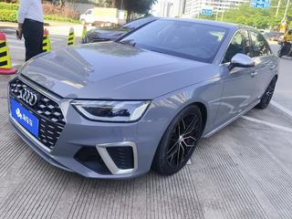 奥迪A4L 40TFSI 2.0T 自动 时尚动感型 