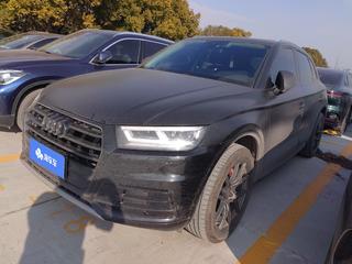 奥迪Q5L 40TFSI 2.0T 自动 荣享进取型 