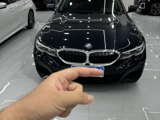 宝马3系 325Li 2.0T 自动 改款二M运动套装 