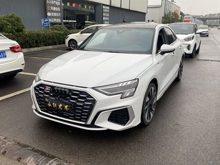 奥迪A3 L35TFSI 1.4T 自动 Limousine时尚运动型 