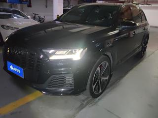 奥迪Q7 3.0T 冰雪运动型quattro-S-line 