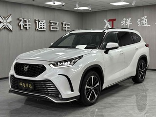 丰田皇冠陆放 2.0T 