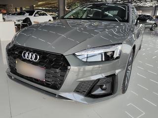 奥迪A5掀背 40TFSI 2.0T 自动 豪华动感型 