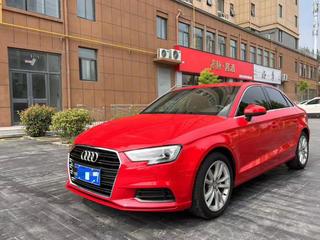 奥迪A3 35TFSI 1.4T 自动 进取型30周年Limousine 