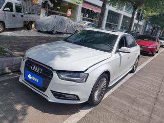 奥迪A4L 35TFSI 