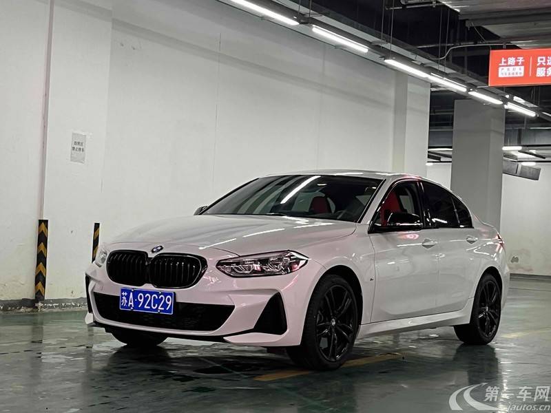 宝马1系 125i 2022款 2.0T 自动 M运动曜夜版 (国Ⅵ) 