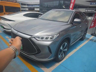 比亚迪宋PLUS PHEV 1.5L 自动 旗舰型 