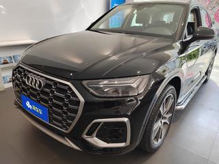 奥迪Q5L 45TFSI 2.0T 自动 豪华动感型 