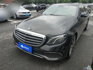 奔驰E级 E300L 2.0T 自动 豪华型 