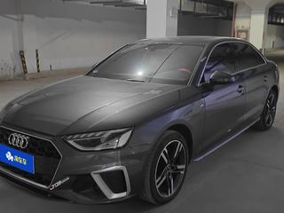 奥迪A4L 40TFSI 2.0T 自动 时尚动感型 