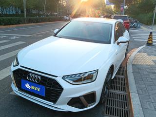 奥迪A4L 40TFSI 2.0T 自动 豪华动感型 