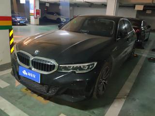 宝马3系 320Li 2.0T 自动 M运动套装 