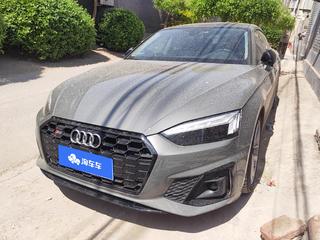 奥迪A5掀背 40TFSI 2.0T 自动 时尚动感型 