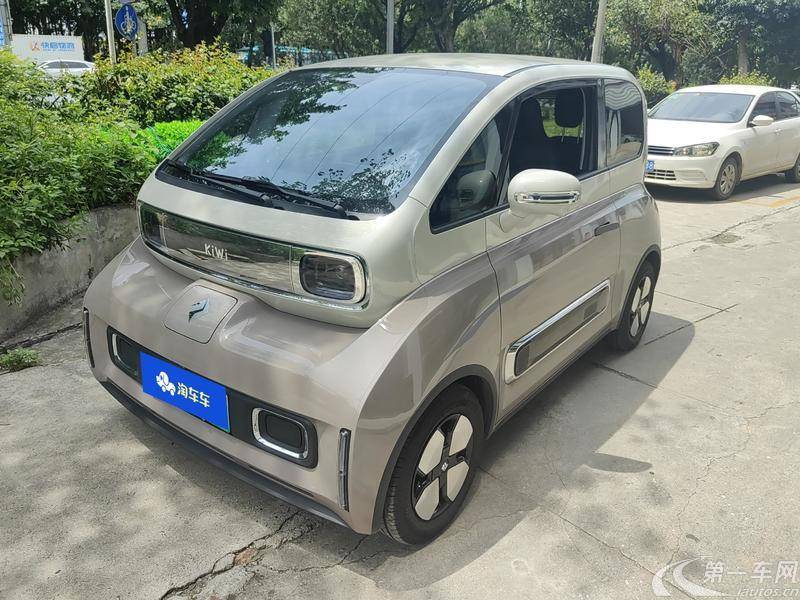 宝骏KiWi EV 2022款 0.0T 自动 艺术家轻享版 