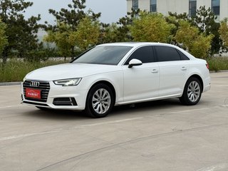 奥迪A4L 40TFSI 2.0T 自动 进取型 