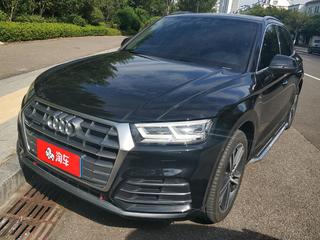 奥迪Q5L 40TFSI 2.0T 自动 荣享时尚型 