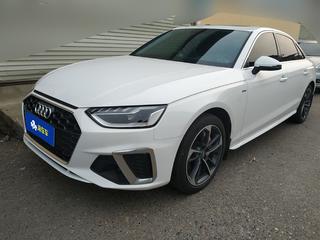 奥迪A4L 40TFSI 2.0T 自动 时尚动感型 