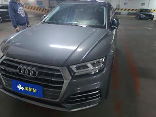 奥迪Q5L 45TFSI 2.0T 自动 尊享时尚型 