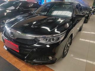 凌派 1.0T 豪华版 