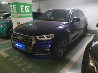 奥迪Q5L 45TFSI 2.0T 自动 尊享时尚型 