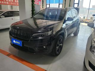 吉普自由光 2.0T 自动 夜鹰版 