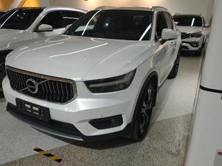 沃尔沃XC40 T4 2.0T 自动 智雅豪华版 