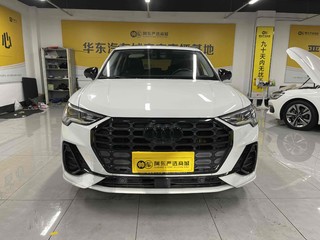 奥迪Q3 1.4T 时尚致雅型 