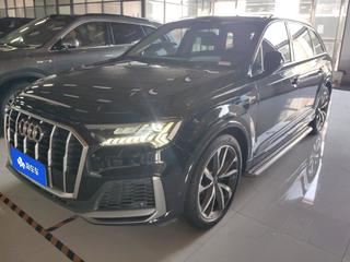 奥迪Q7 55 3.0T 自动 运动型quattro-S-line 