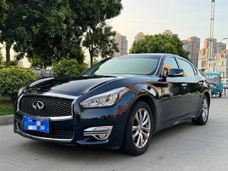 英菲尼迪Q70L 2.5L 自动 精英版 