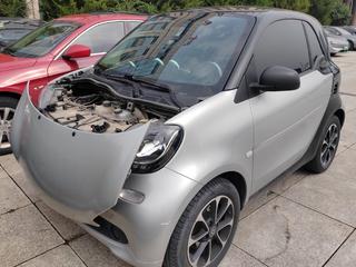 SmartForTwo 硬顶 1.0L 自动 激情版 