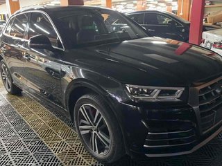 奥迪Q5L 45TFSI 2.0T 自动 尊享运动型 