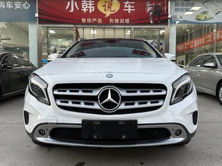 奔驰GLA 220 2.0T 自动 时尚型 