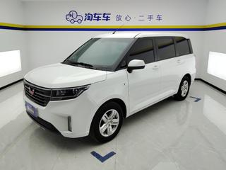 五菱宏光PLUS 1.5T 手动 豪华型 