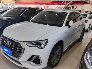 奥迪Q3 40TFSI 2.0T 自动 时尚动感型 