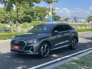 奥迪Q3 35TFSI 1.4T 自动 时尚动感型 