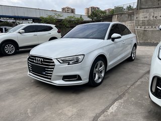 奥迪A3 35TFSI 1.4T 自动 进取型Limousine 