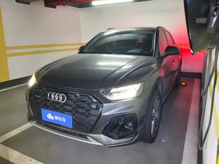 奥迪Q5L 40TFSI 2.0T 自动 进享人生型 