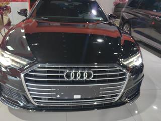 奥迪A6L 40TFSI 2.0T 自动 豪华致雅型 