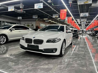 宝马5系 525Li 2.0T 自动 豪华设计套装 