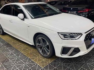 奥迪A4L 40TFSI 2.0T 自动 豪华动感型 