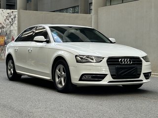 奥迪A4L 30TFSI 1.8T 自动 舒适型 