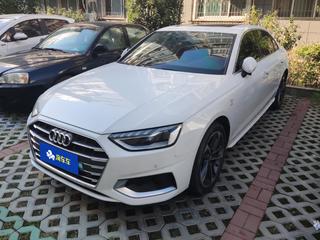 奥迪A4L 40TFSI 2.0T 自动 时尚致雅型 