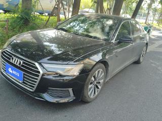 奥迪A6L 45TFSI 2.0T 自动 臻选致雅型 