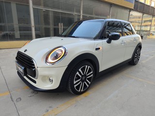 迷你Cooper 1.5T 自动 艺术家 