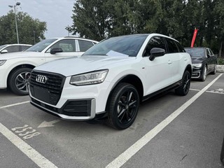 奥迪Q2L 35TFSI 1.4T 自动 豪华动感型 