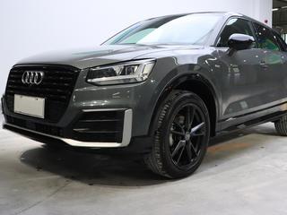 奥迪Q2L 35TFSI 1.4T 自动 时尚动感型 