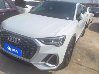 奥迪Q3 45TFSI 2.0T 自动 quattro时尚动感型 