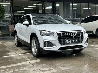 奥迪Q2L 35TFSI 1.4T 自动 进取致雅型 